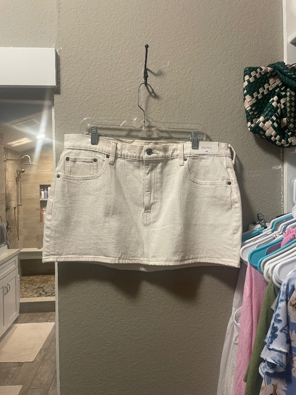 Abercrombie and fitch mid rise denim skirt